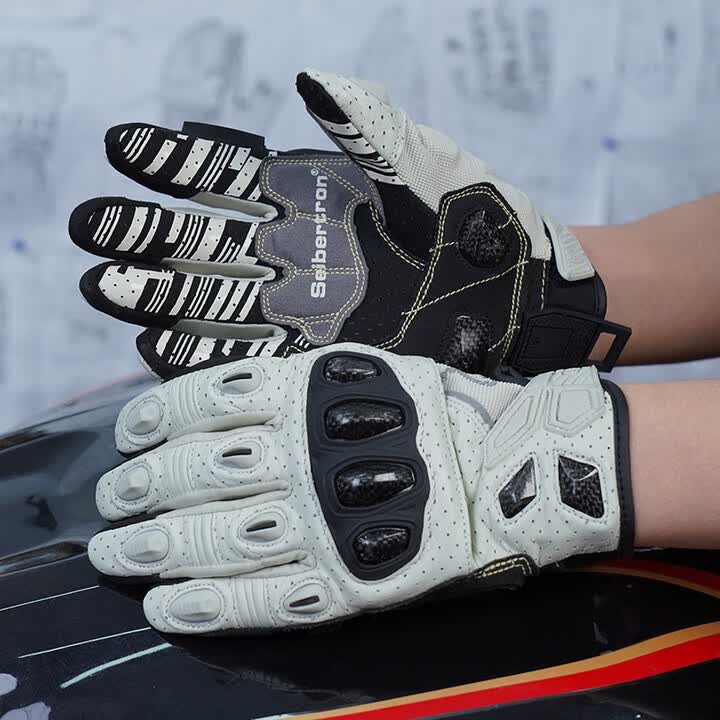 seibertron-gallery:sps7-white-scenes-20260721 | Produkt:8845812334782 | Farbe:Weiß | Slot:2 | Seibertron SPS-7 Weiße Motorradhandschuhe Fahrszene 2