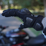 Farbe:Schwarz | Charge:sps4-szenen-20260716 | Rolle:szene-04 | Seibertron SPS-4 Winter wasserdichte Motorradhandschuhe schwarz Fahrszene 04